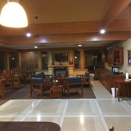 Prairie Inn Holmen La Crosse Area Bagian luar foto